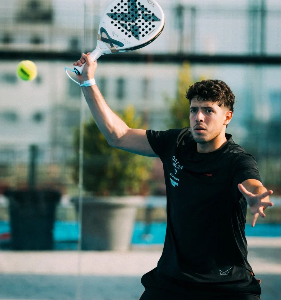 Tapia med AT10 Nox padel bat